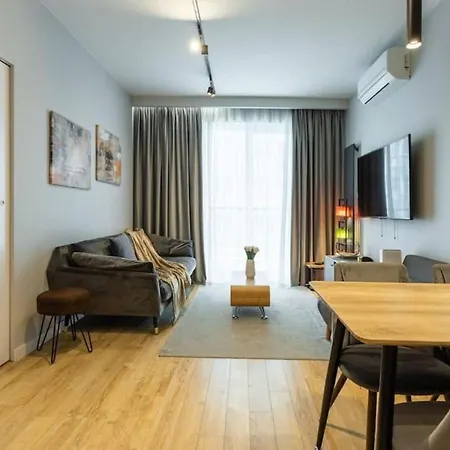Urban Chic - Luxury Building, Rooftop Terrace, Sienna Appartement
