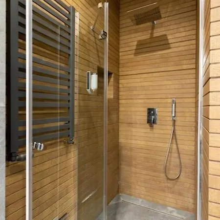 Appartement Urban Chic - Luxury Building, Rooftop Terrace, Sienna