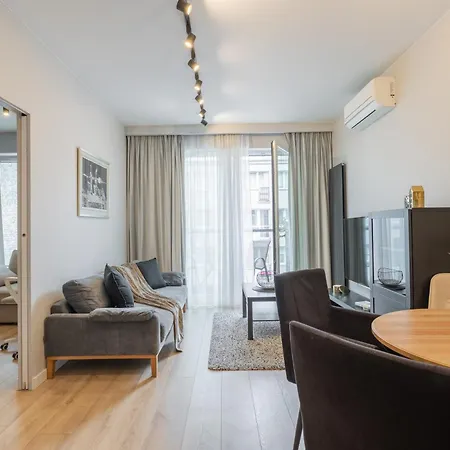 Urban Chic - Luxury Building, Rooftop Terrace, Sienna * Varsó