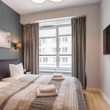 公寓 Urban Chic - Luxury Building, Rooftop Terrace, Sienna 华沙