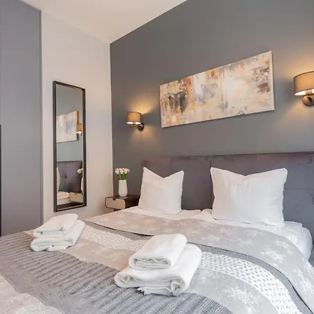 Urban Chic - Luxury Building, Rooftop Terrace, Sienna 아파트 *