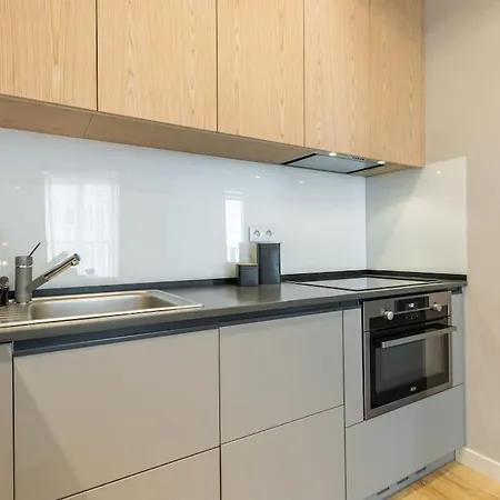 Urban Chic - Luxury Building, Rooftop Terrace, Sienna 아파트 *