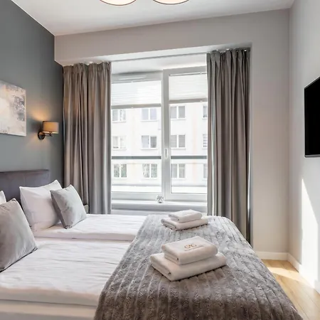 Urban Chic - Luxury Building, Rooftop Terrace, Sienna Warszawa
