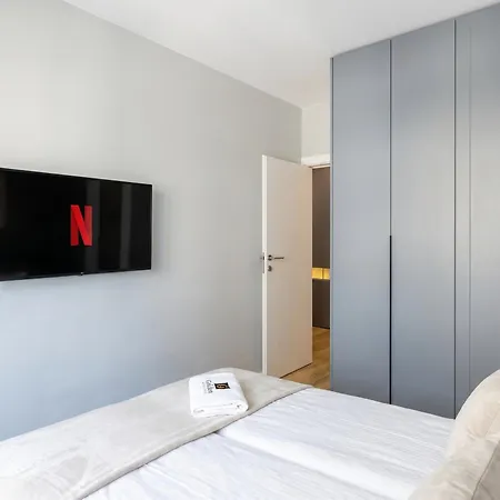 Appartement Urban Chic - Luxury Building, Rooftop Terrace, Sienna *