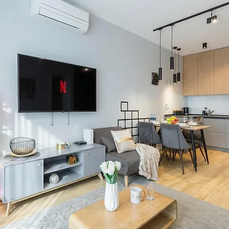 Urban Chic - Luxury Building, Rooftop Terrace, Sienna Appartement Warschau