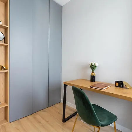 Urban Chic - Luxury Building, Rooftop Terrace, Sienna * Warschau