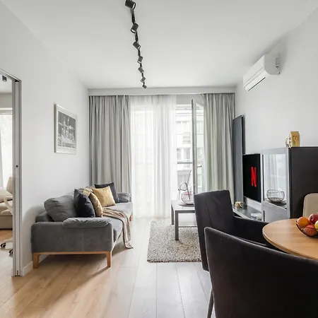 Appartement Urban Chic - Luxury Building, Rooftop Terrace, Sienna Warschau